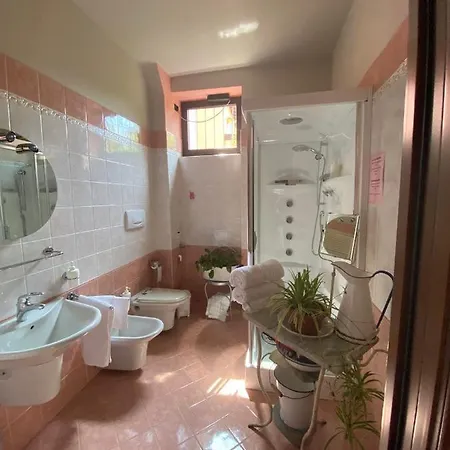 The Tower Of The Old King Bed and Breakfast Desenzano del Garda Esterno foto